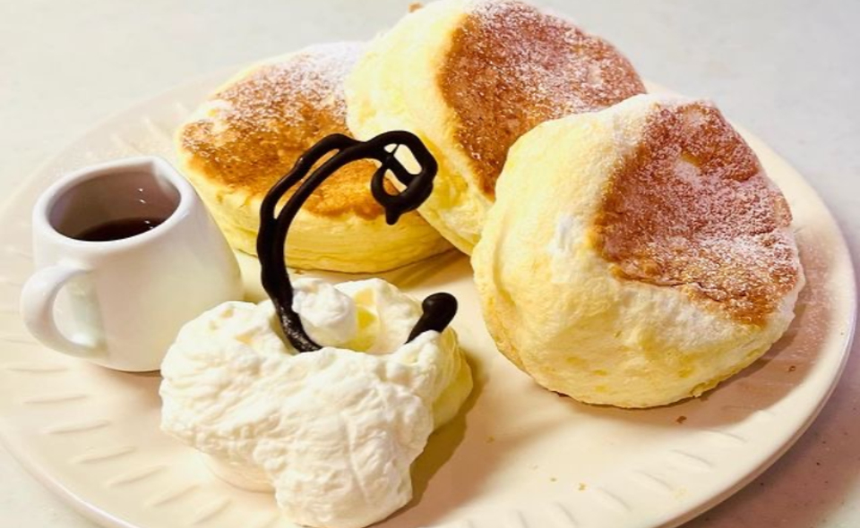 【雑色】ふわふわパンケーキがいただけるカフェ　ココミイルが2022年8月8日オープン！