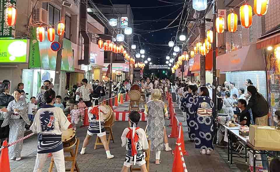 【鵜の木】2024/8/21(水)は雨天中止。22(木)、23(金)に「銀嶺会ふれあい盆踊り大会」開催