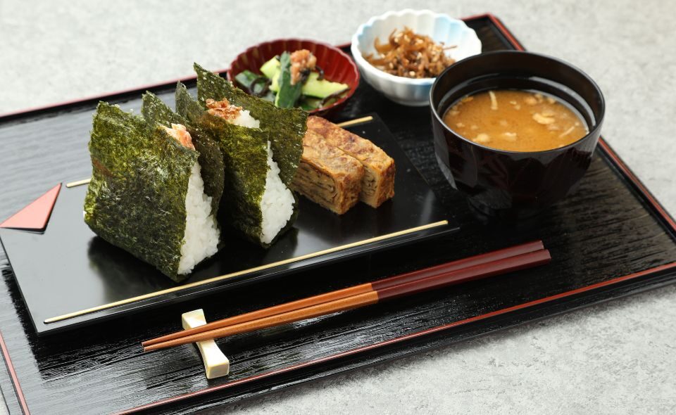【雑色】地域の実家でほっと一息「おにぎり屋『JIKKA』」