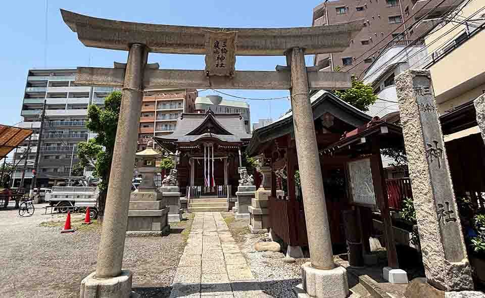 【お祭り情報2025】【梅屋敷】5/24(土)、25(日)三輪厳島神社（弁天神社）